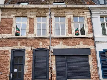 immeuble 5 pièces 114 m²