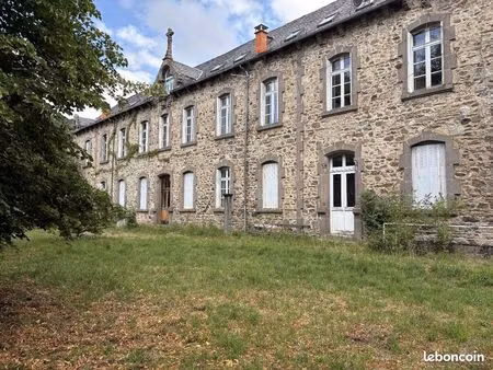 propriété 18 pièces 1200 m²