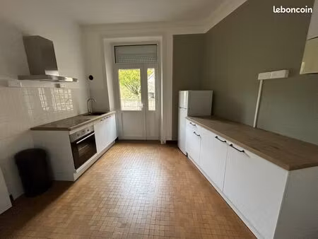 location appartement t3 avec garage et jardin