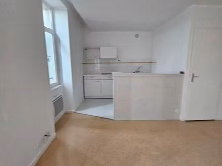 studio 1 pièce 33 m²