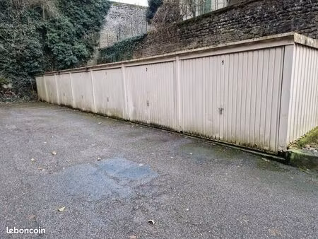 garage à louer centre ville  quai colonel sérot