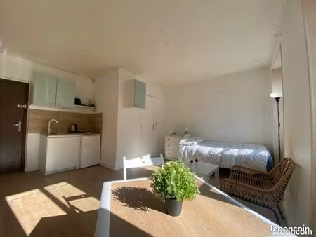 charmant studio à louer grez sur loing