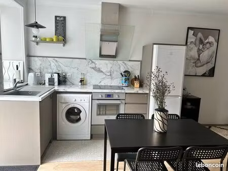 t2 meublé à louer – 36 m² – rez-de-chaussée surélevé près de la voie verte – cour commune