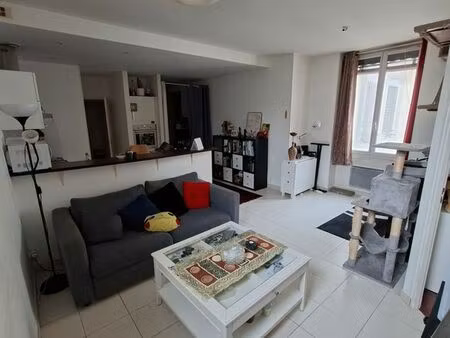 lyon 6ème  rue ney  magnifique 2 pièces  très calme et ensoleillé