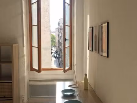 t1 meublé proche canebière