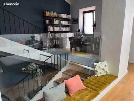 grand appartement de charme au cœur du vieux village de mouans-sartoux