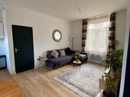 t3 roubaix place du travail