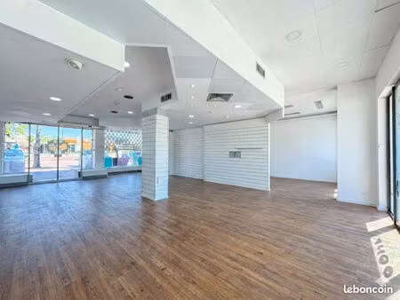 local commercial refait à neuf