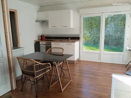 charmante petite maison dambelin 25150