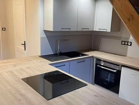 maison de ville centre de saint-jeures