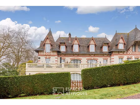 appartement au coeur de l'annexe d'un château