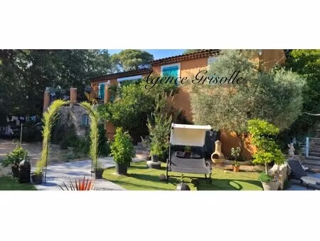 maison familiale avec grand terrain  piscine