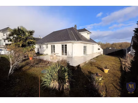 hésingue sur les hauteurs avec vue dominante belle maison pl