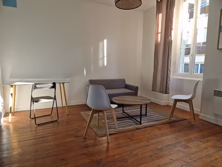 t2 meublé victoire avec intenet & mall