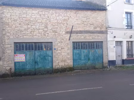 ensemble de grands garages