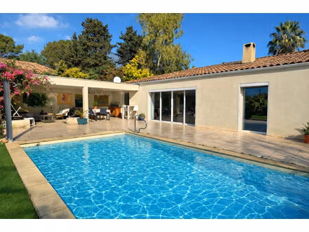 villa de plain-pied à coulobres