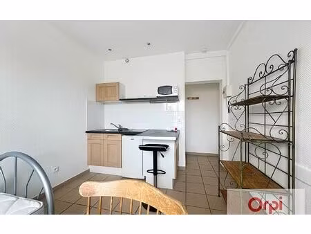 location appartement  17.92 m² t-1 à montluçon  370 €