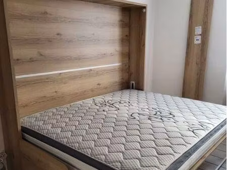 location appartement 1 pièce 26 m² à toulon (83000)