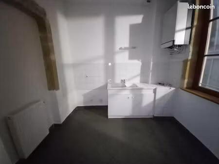 appartement 3 pièces 77 m²