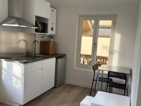 studio 1 pièce 14 m²