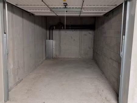 location garage fontaine