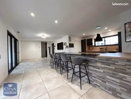 maison 4 pièces 111 m²