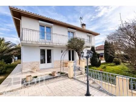 maison 5 pièces 150 m²