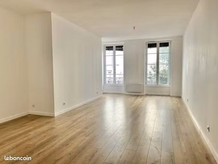 appartement 3 pièces 98 m²