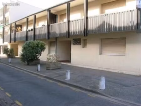 studio 1 pièce 33 m²