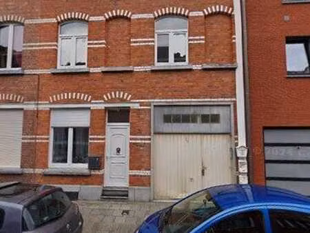 une maison d’habitation