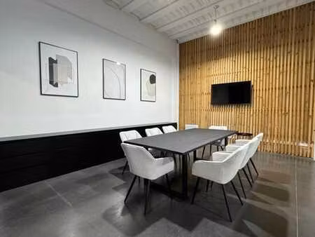 bureau privé pour 4 personnes