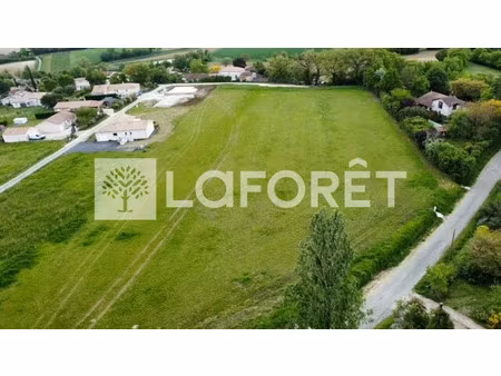 vente terrain 1243 m² à nérac (47600)  44 800 €