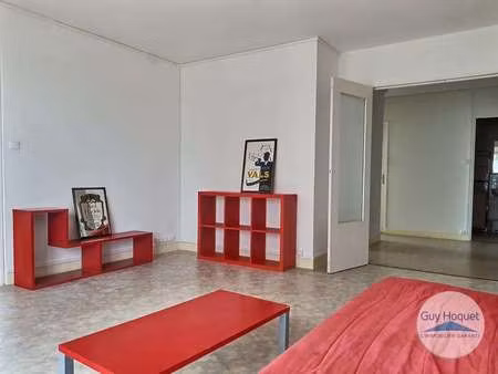 location appartement 3 pièces à brest (29200) : à louer 3 pièces / 69m² brest