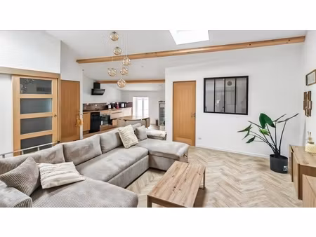 immeuble 6 pièces - 140 m²