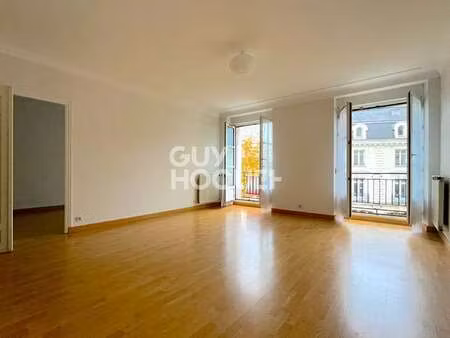 location appartement 3 pièces à nantes (44000) : à louer 3 pièces / 73m² nantes