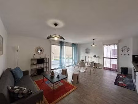 location appartement 3 pièces meublé à pont-l'abbé (29120) : à louer 3 pièces meublé / 68m