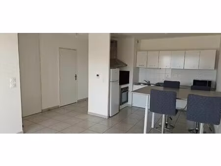 location appartement 2 pièces 45 m² à lyon 9 (69009)