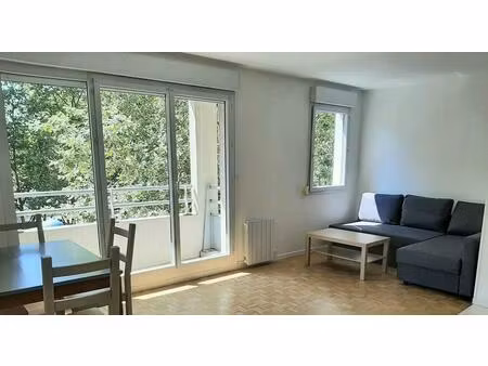 location appartement 1 pièce 28 m² à villeurbanne (69100)