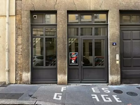 location commerce 32 m² à lyon 2 (69002)