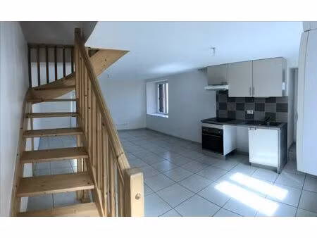 location maison 3 pièces 57 m² à saint-éloy-les-mines (63700)