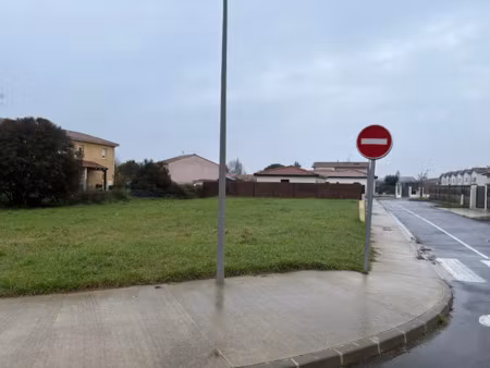 vente terrain 410 m² à montech (82700)  50 000 €