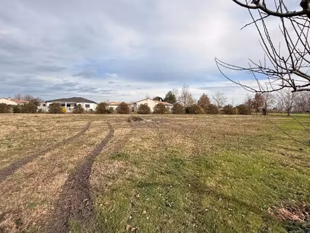 vente terrain 1411 m² à poudis (81700)  55 000 €