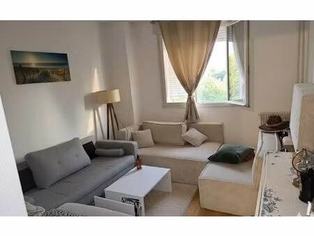 location appartement  m² t-1 à louveciennes  640 €