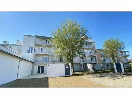 appartement de 54 80 m² à saint-christol