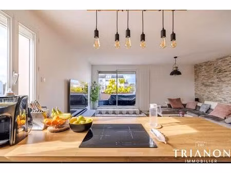 sartrouville : duplex avec double terrasse et parking — zéro travaux