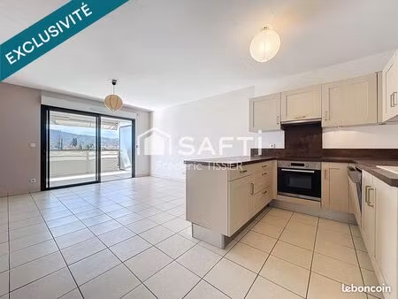 appartement 3 pièces 64 m²