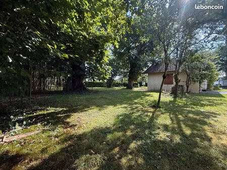 terrain 398 m² lons