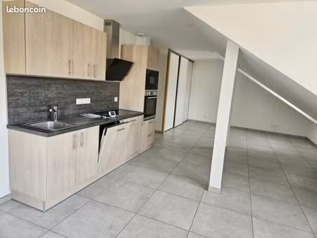 appartement f2 à louer les fourgs