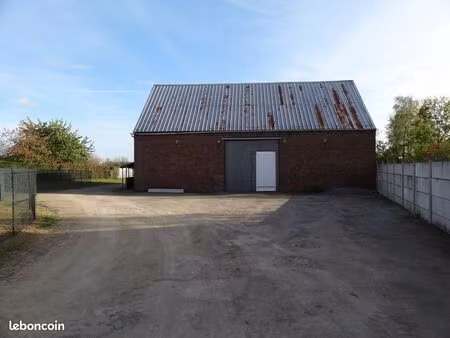 location grange stockage 180m2 + hangar 250m2