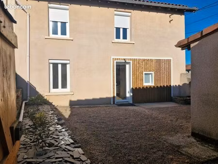 maison t3 avec extérieur